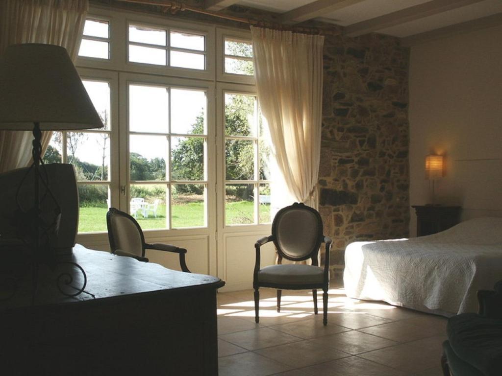 B&B Kerlilou Plouguiel Ruang foto